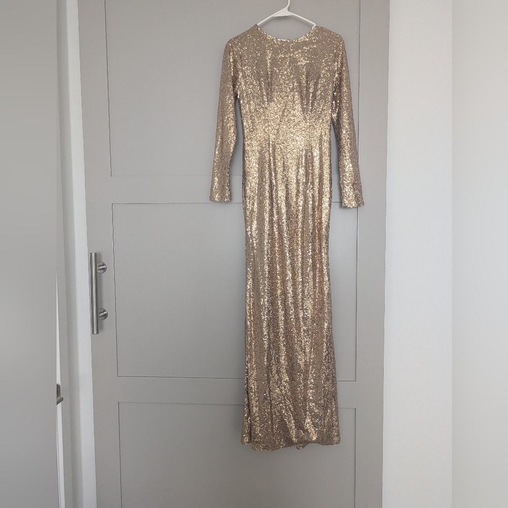 Elegant Gold Sequin Gown